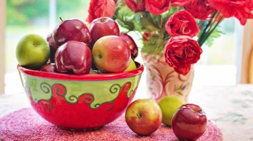 Чем угощать на Яблочный Спас? Постные десерты из яблок