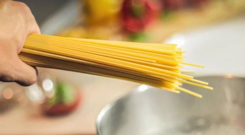 Сколько видов блюд со спагетти существует в Италии?