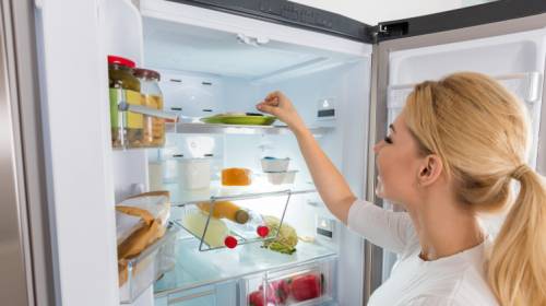 Какие продукты не стоит хранить в холодильнике?